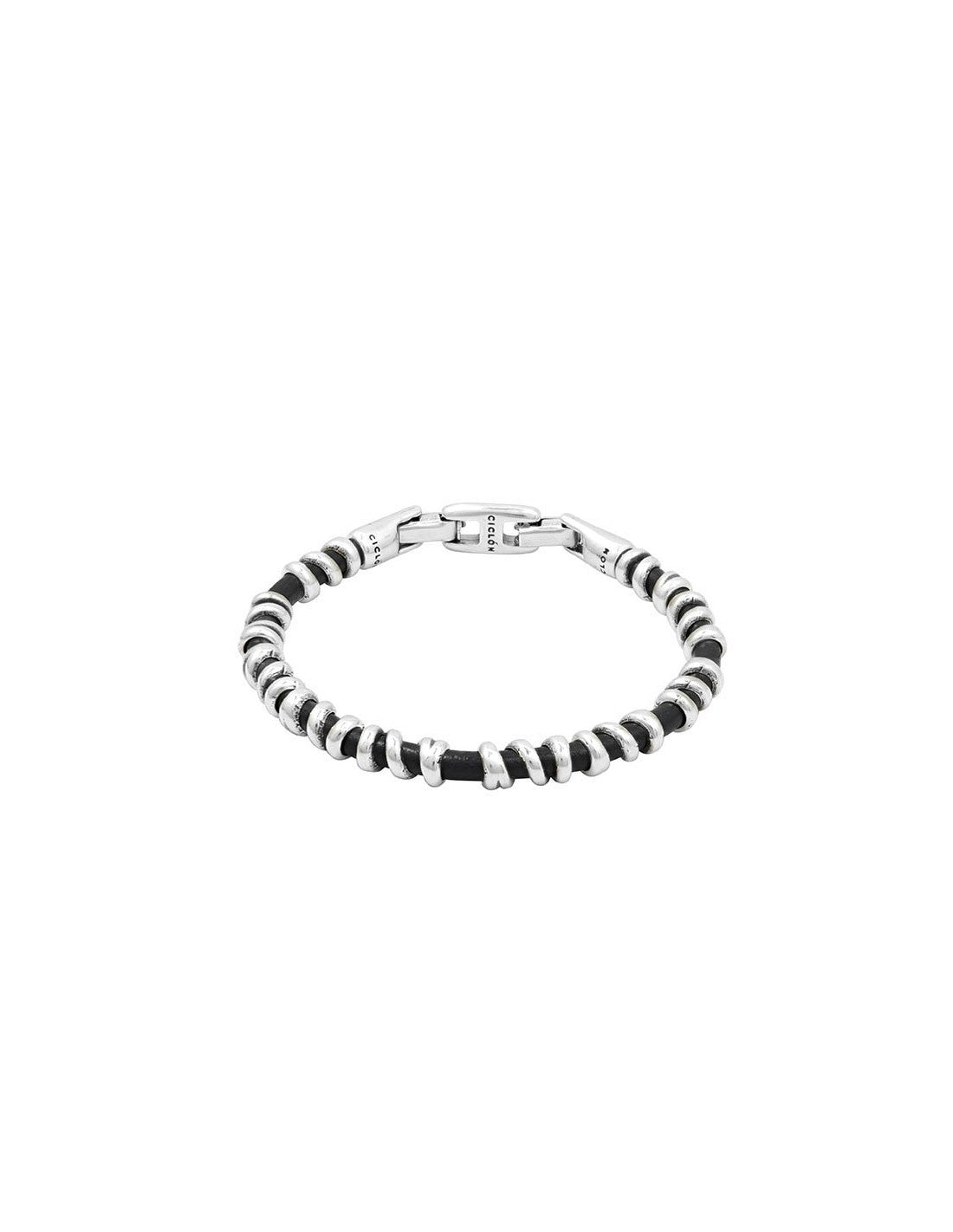 bracelet designed with 5mm leather, stiped silver and black accents